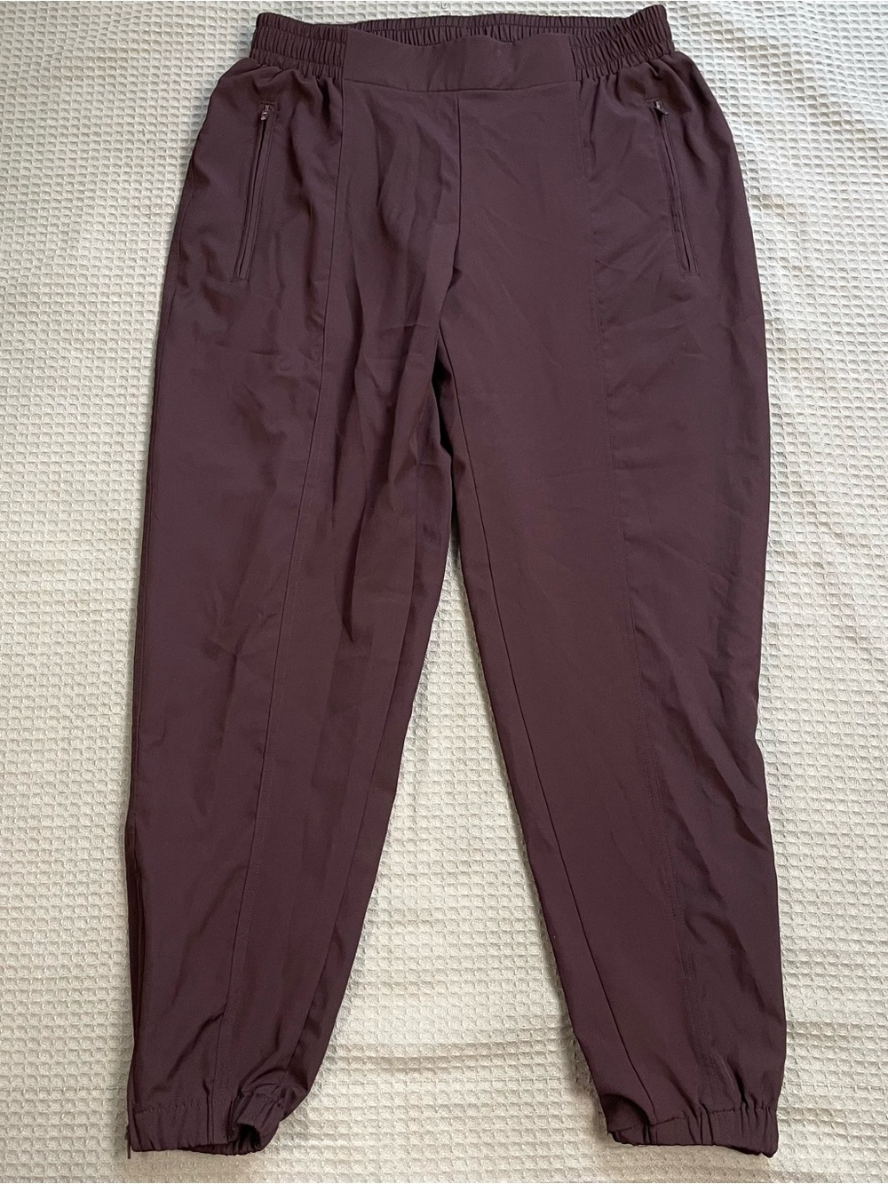 Old Navy StretchTech Jogger Pants Medium Womens Plum Wine Active Stretch Woven